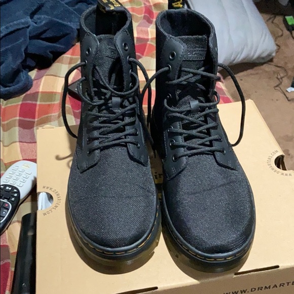 Dr. Martens Shoes - Doc Marten Combs